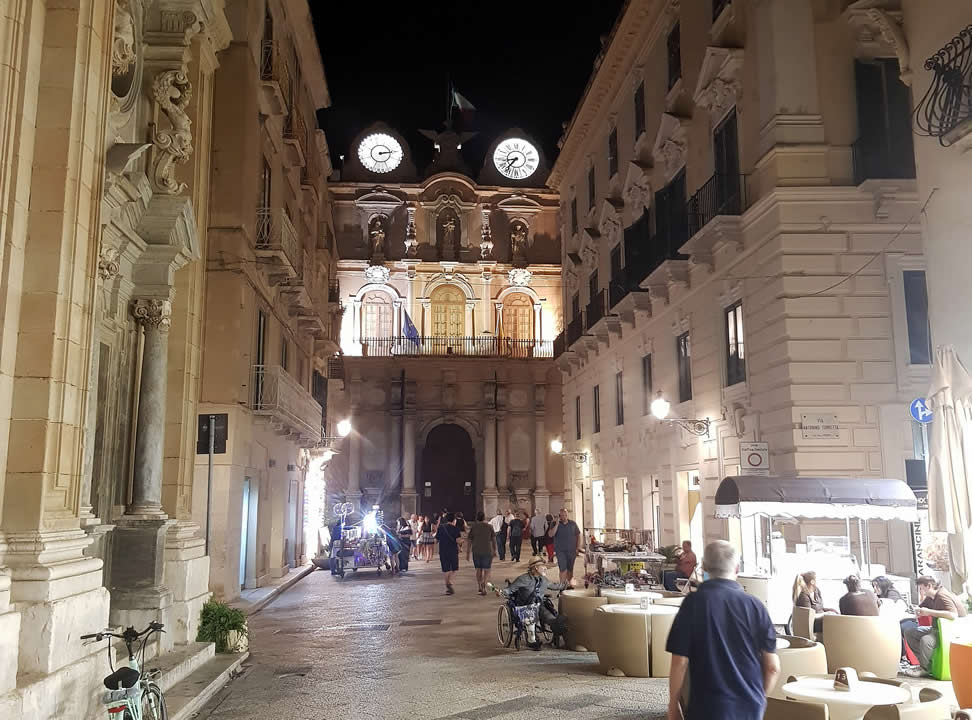 trapani by night